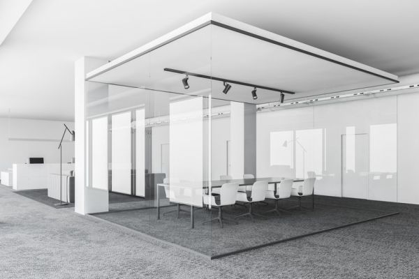 Comment choisir les dalles adaptées à chaque pièce de votre intérieur ?