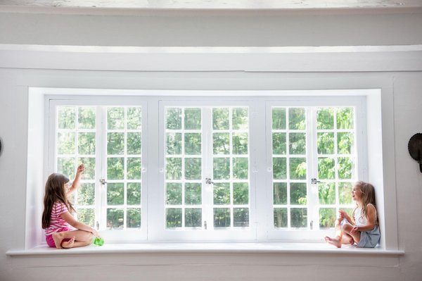 Fenêtres sur mesure : personnalisation et avantages pour votre projet